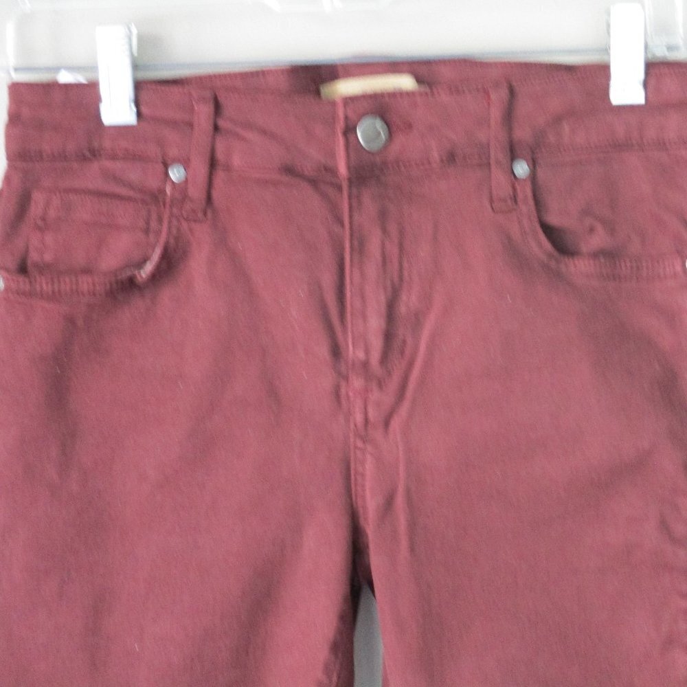 Women's Burgundy Jeans